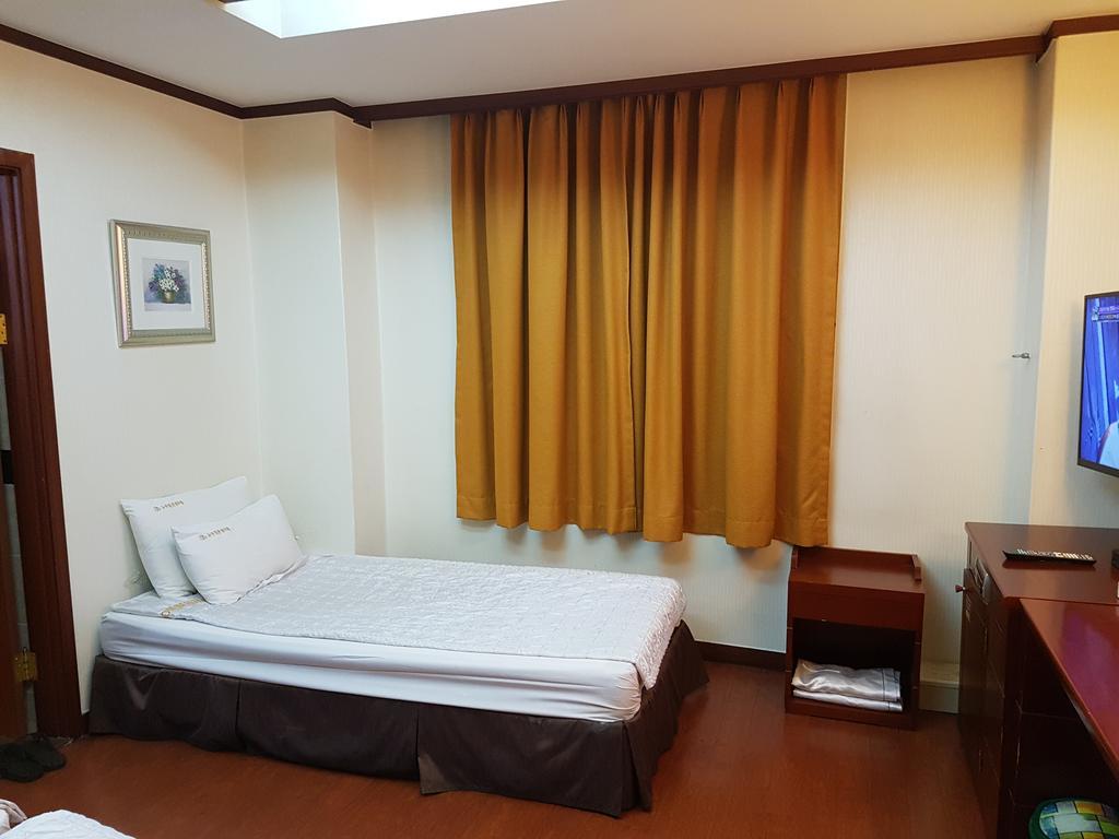 New Boolim Tourist Hotel Seoul Zimmer foto