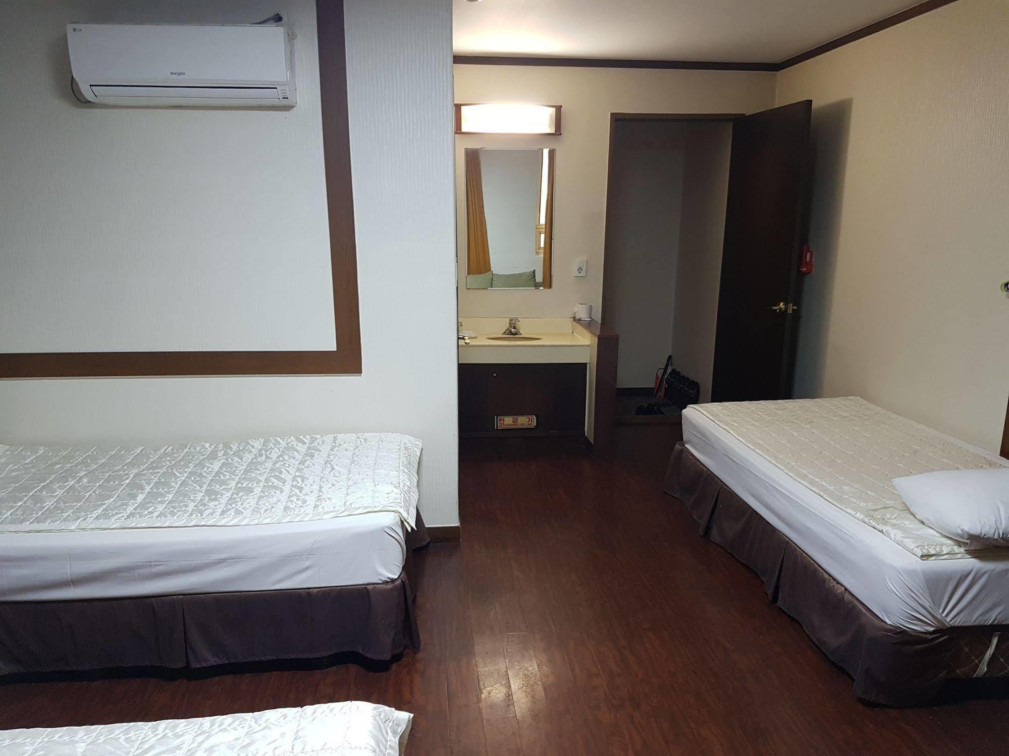 New Boolim Tourist Hotel Seoul Exterior foto